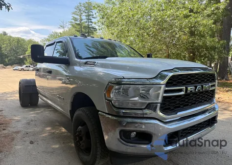 2019 Ram 3500 из США, поврежденный, VIN 3C7WRTCL8KG690976